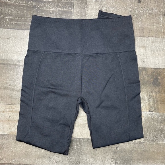 Fabletics Sync High-Waisted Perforated 7/8 Leggings size small - Picture 6 of 13